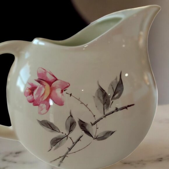 1950s Vintage Universal Ballerina Rosetta Pattern Ice Lip Pitcher - Picture 4 of 10